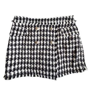 House of Harlow 1960 Boucle Black White Tweed Skort Medium